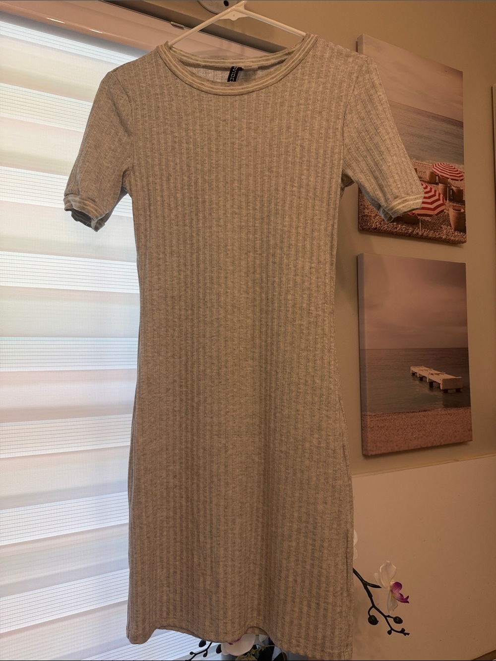 H&M Ribbed Short-Sleeve Midi Dress in Light Gray